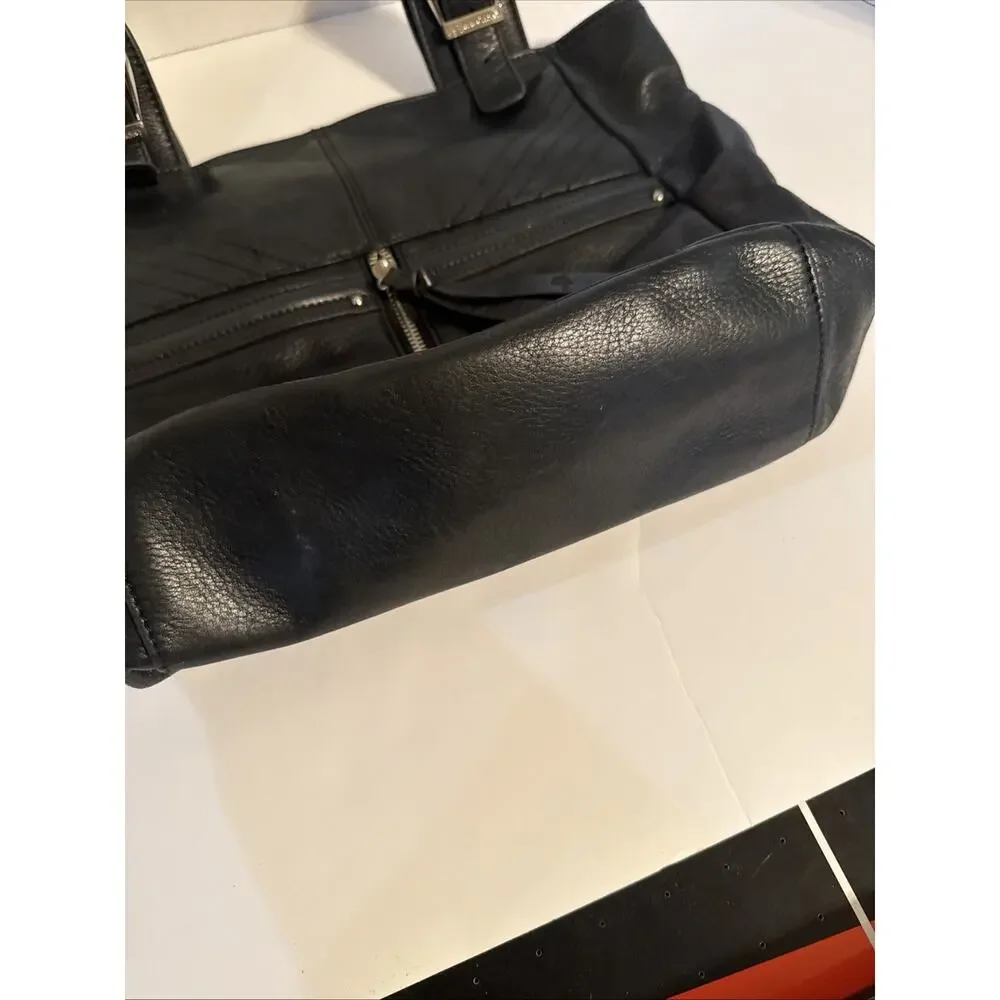 B Makowsky Black Leather Bag Y2K Shoulder Front Pockets Silver